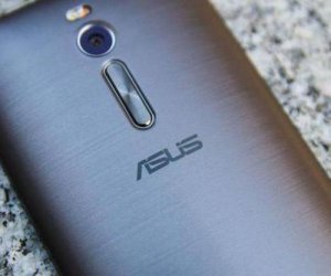 �������� Asus ZenFone 2 ZE500CL: ������ � ��������������