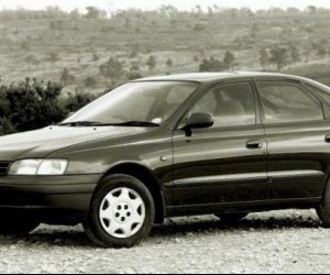Toyota Carina: �������� ��������������, ������������